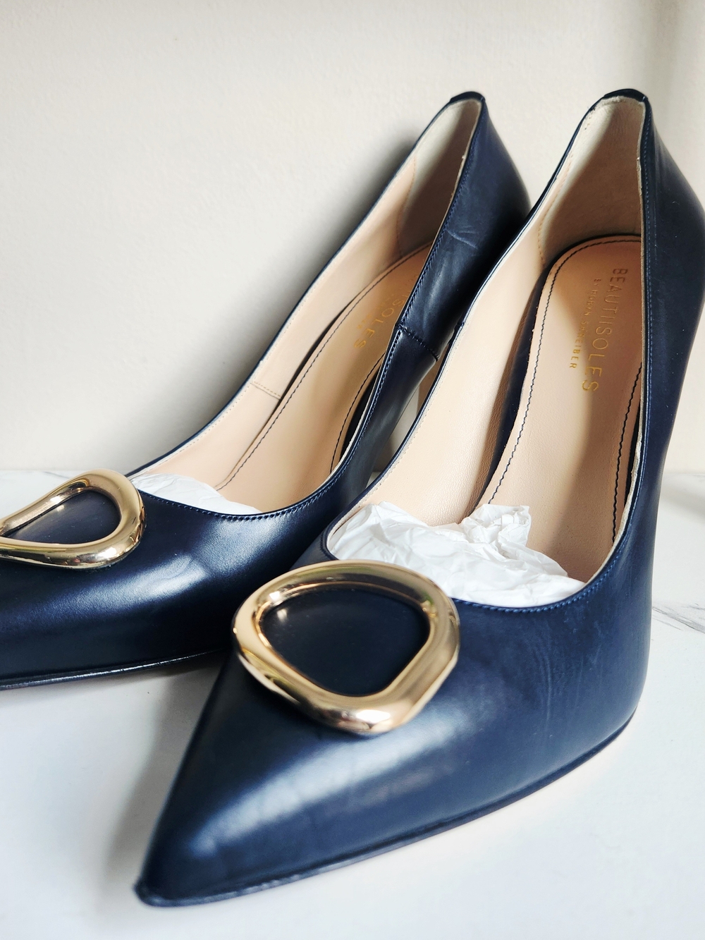 Beautiisouls Black Pointed Toe Pumps with Gold Accent